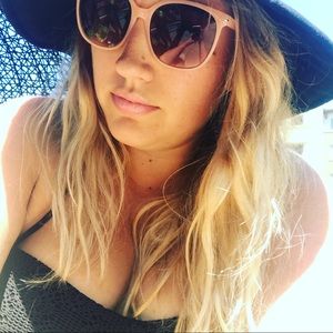 Meet your Posher, Katheryn